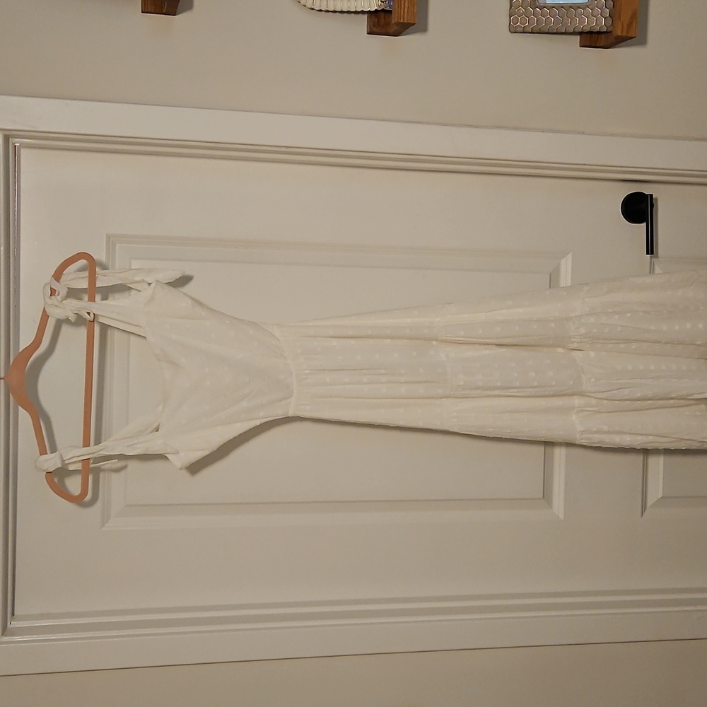 Minkpink White Maxi Dress - Picture 4 of 7